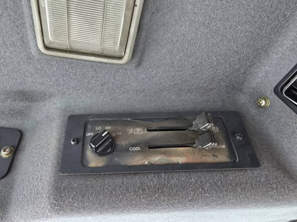 平成16年　クボタ　R420D　0.4立米　チェーン付・全塗装済！