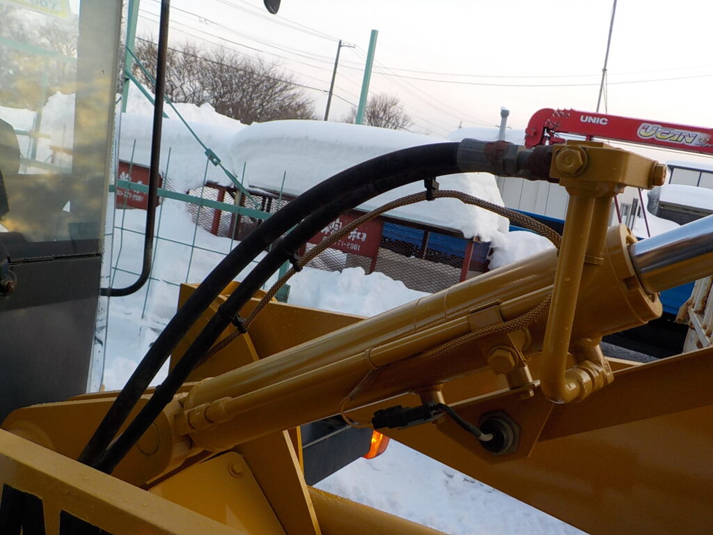 平成17年　CAT　ホイールローダー　901B　★0.4立米★バケット幅157㎝★使用時間約1970HR★