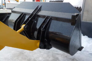 サムネイル: 平成17年　CAT　ホイールローダー　901B　★0.4立米★バケット幅157㎝★使用時間約1970HR★