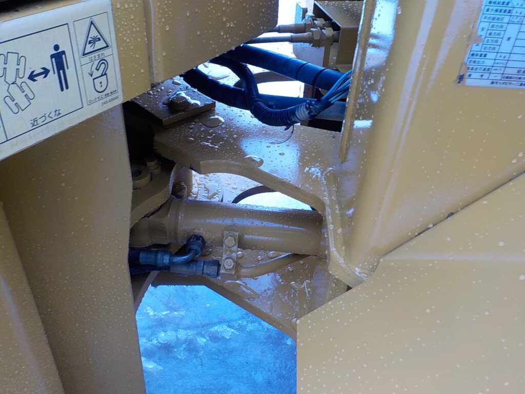 平成17年　CAT　ホイールローダー　901B　★0.4立米★バケット幅157㎝★使用時間約1970HR★