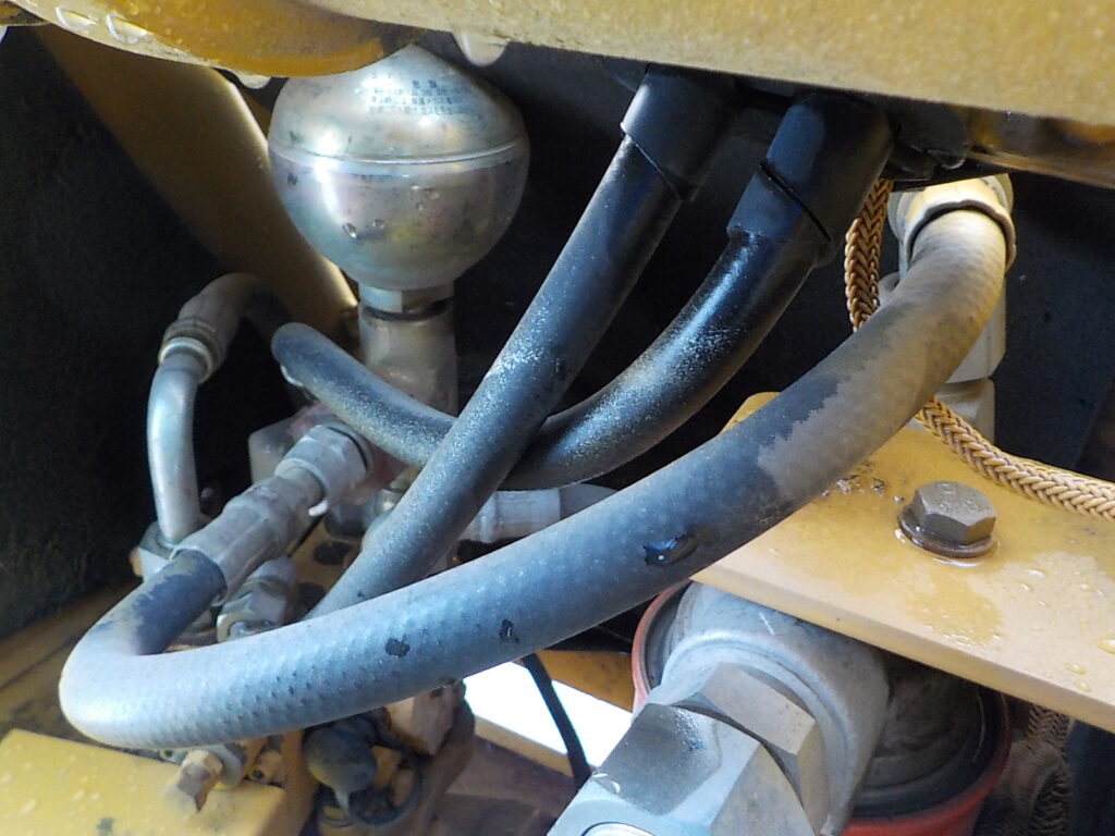 平成17年　CAT　ホイールローダー　901B　★0.4立米★バケット幅157㎝★使用時間約1970HR★