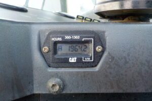 サムネイル: 平成17年　CAT　ホイールローダー　901B　★0.4立米★バケット幅157㎝★使用時間約1970HR★