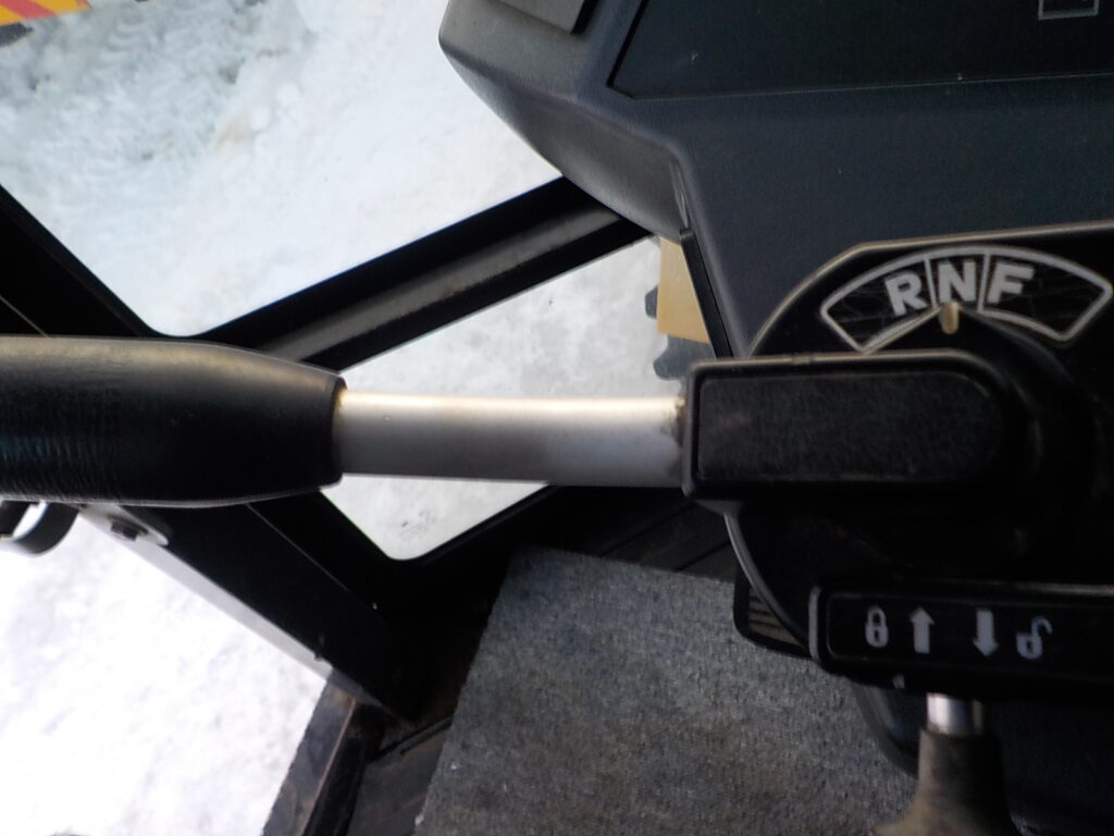 平成17年　CAT　ホイールローダー　901B　★0.4立米★バケット幅157㎝★使用時間約1970HR★