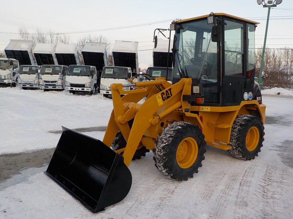 平成17年　CAT　ホイールローダー　901B　★0.4立米★バケット幅157㎝★使用時間約1970HR★