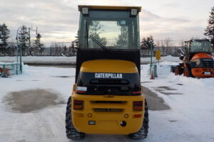 サムネイル: 平成17年　CAT　ホイールローダー　901B　★0.4立米★バケット幅157㎝★使用時間約1970HR★