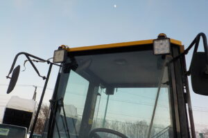 サムネイル: 平成17年　CAT　ホイールローダー　901B　★0.4立米★バケット幅157㎝★使用時間約1970HR★