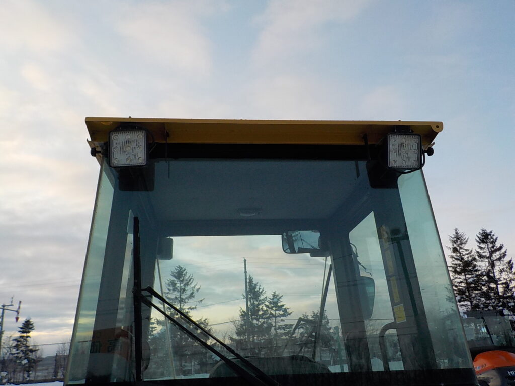 平成17年　CAT　ホイールローダー　901B　★0.4立米★バケット幅157㎝★使用時間約1970HR★