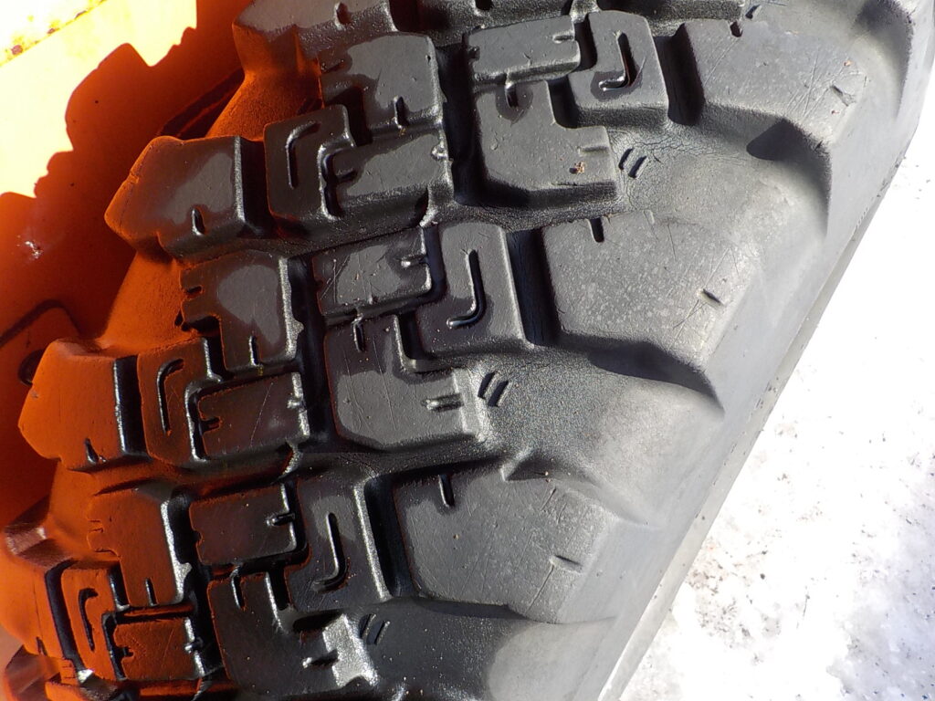 トヨタ　ジョブサン　5SDKL6　★スキッドステアローダー★0.28立米★バケット幅153㎝★使用時間約580HR★