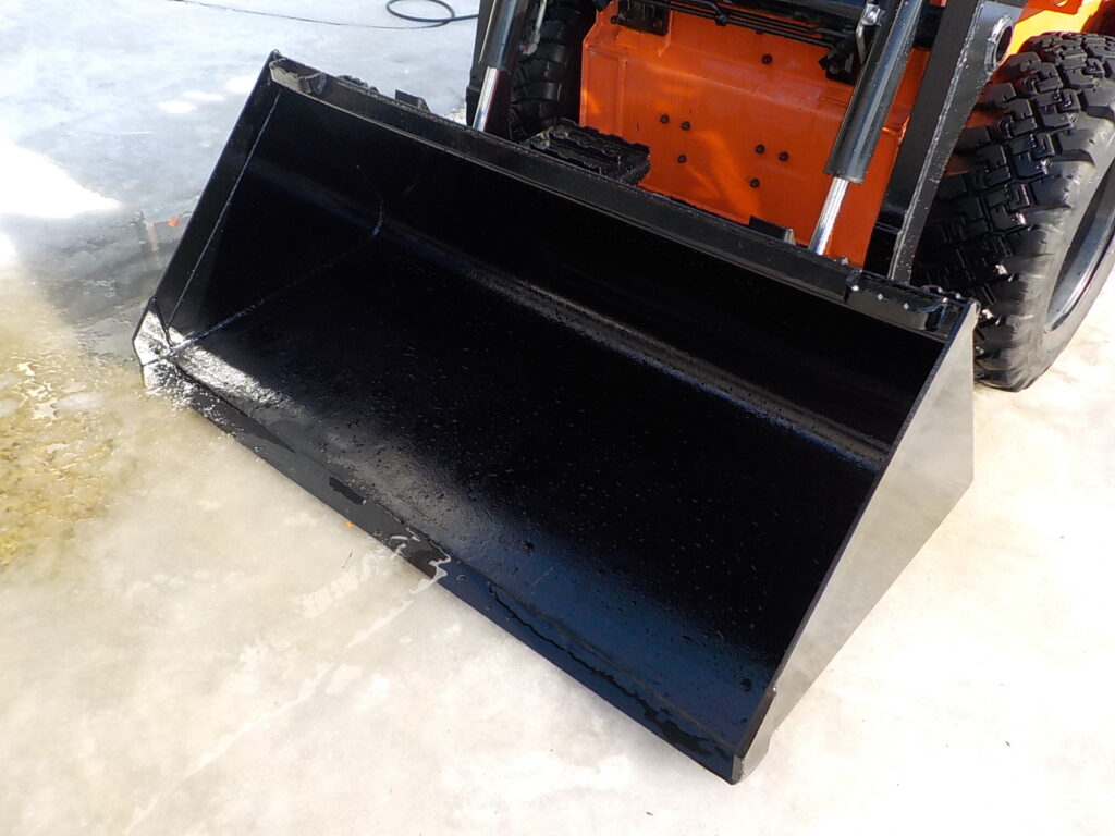 トヨタ　ジョブサン　5SDKL6　★スキッドステアローダー★0.28立米★バケット幅153㎝★使用時間約580HR★