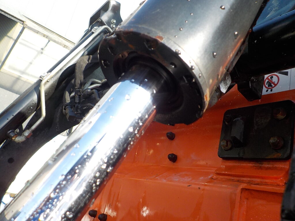 トヨタ　ジョブサン　5SDKL6　★スキッドステアローダー★0.28立米★バケット幅153㎝★使用時間約580HR★