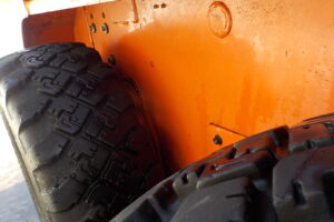 サムネイル: トヨタ　ジョブサン　5SDKL6　★スキッドステアローダー★0.28立米★バケット幅153㎝★使用時間約580HR★