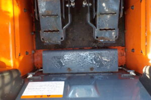 サムネイル: トヨタ　ジョブサン　5SDKL6　★スキッドステアローダー★0.28立米★バケット幅153㎝★使用時間約580HR★