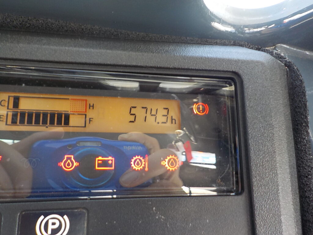 トヨタ　ジョブサン　5SDKL6　★スキッドステアローダー★0.28立米★バケット幅153㎝★使用時間約580HR★