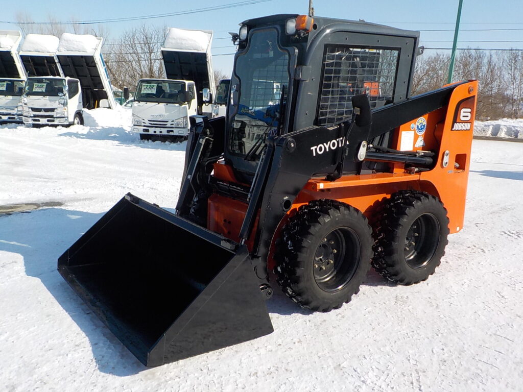 トヨタ　ジョブサン　5SDKL6　★スキッドステアローダー★0.28立米★バケット幅153㎝★使用時間約580HR★