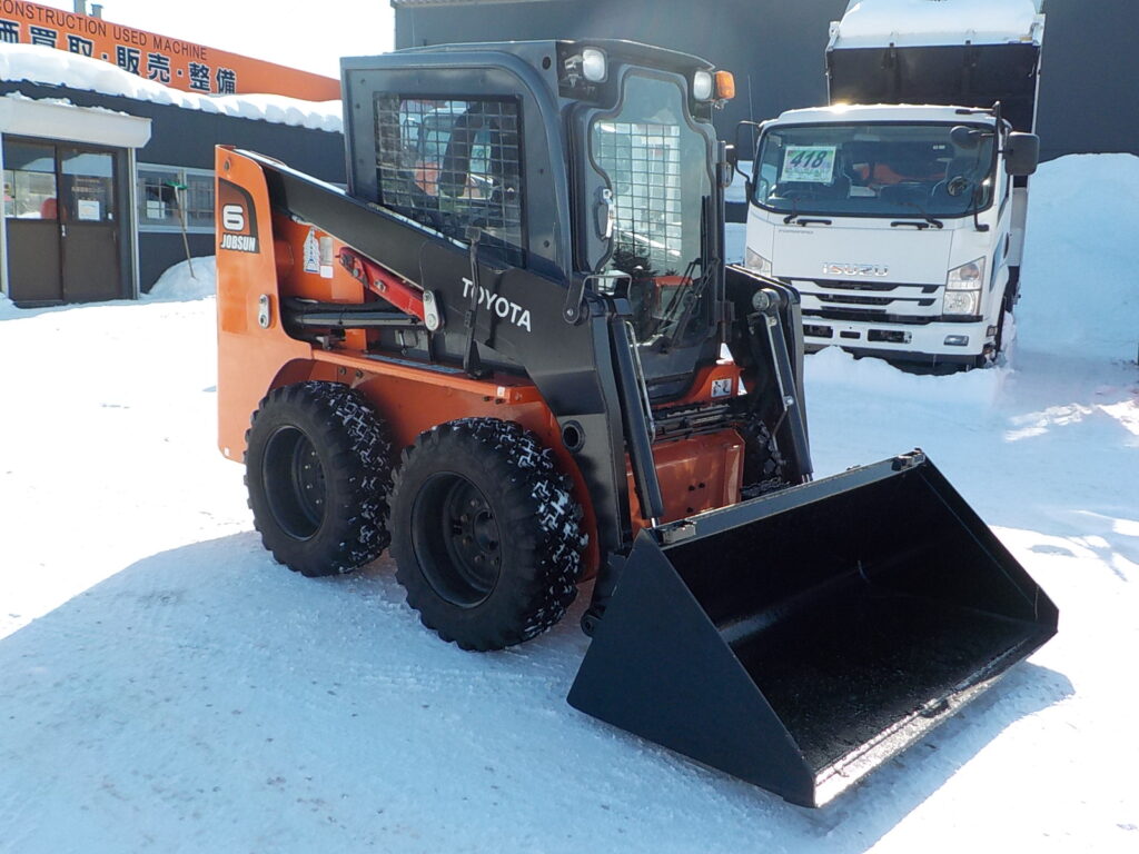 トヨタ　ジョブサン　5SDKL6　★スキッドステアローダー★0.28立米★バケット幅153㎝★使用時間約580HR★