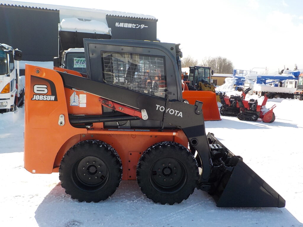 トヨタ　ジョブサン　5SDKL6　★スキッドステアローダー★0.28立米★バケット幅153㎝★使用時間約580HR★