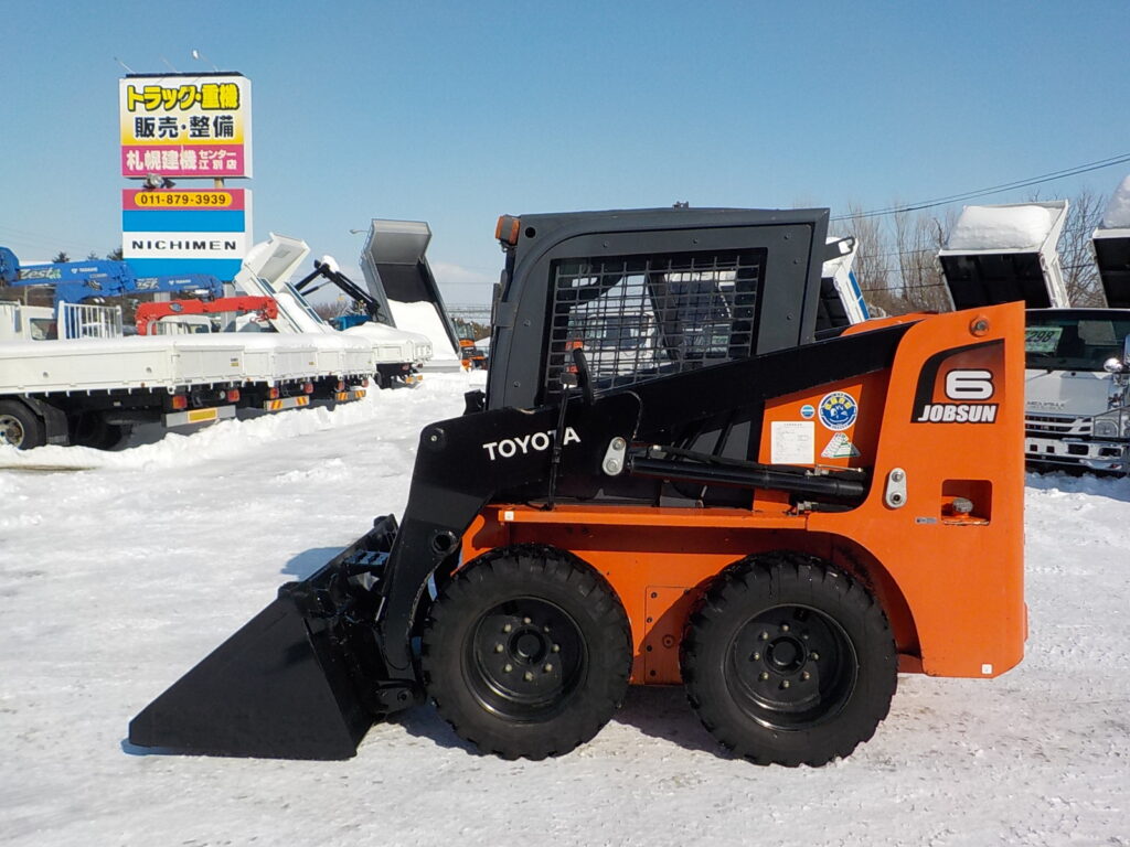 トヨタ　ジョブサン　5SDKL6　★スキッドステアローダー★0.28立米★バケット幅153㎝★使用時間約580HR★