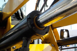 サムネイル: 平成29年　CAT　ホイールローダー　901C2　★0.4立米★バケット幅168㎝★タイヤチェーン2本★使用時間1300HR★