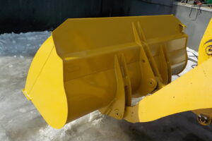 サムネイル: 平成29年　CAT　ホイールローダー　901C2　★0.4立米★バケット幅168㎝★タイヤチェーン2本★使用時間1300HR★