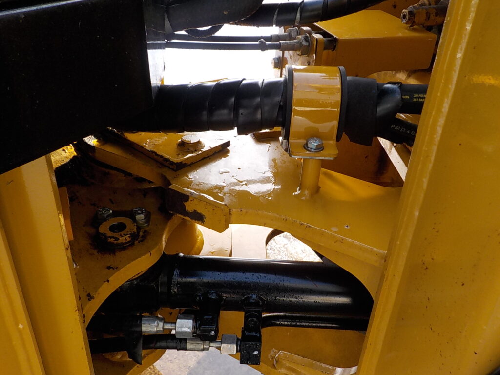 平成29年　CAT　ホイールローダー　901C2　★0.4立米★バケット幅168㎝★タイヤチェーン2本★使用時間1300HR★