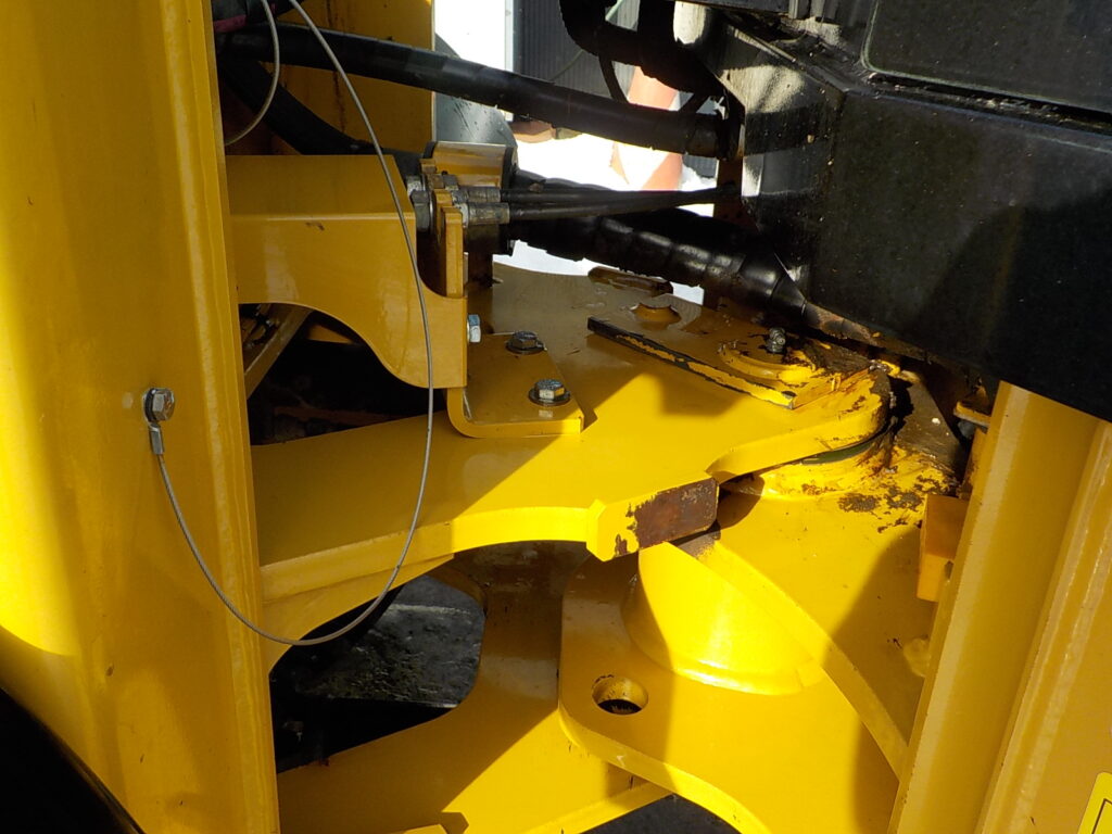 平成29年　CAT　ホイールローダー　901C2　★0.4立米★バケット幅168㎝★タイヤチェーン2本★使用時間1300HR★