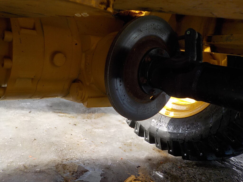 平成29年　CAT　ホイールローダー　901C2　★0.4立米★バケット幅168㎝★タイヤチェーン2本★使用時間1300HR★