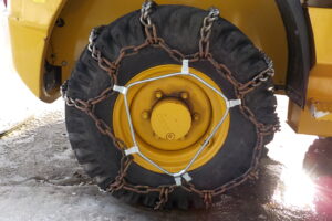 サムネイル: 平成29年　CAT　ホイールローダー　901C2　★0.4立米★バケット幅168㎝★タイヤチェーン2本★使用時間1300HR★