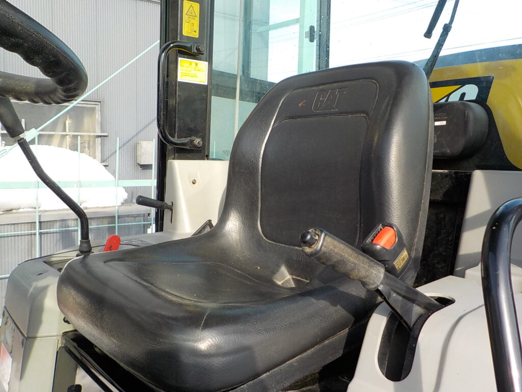 平成29年　CAT　ホイールローダー　901C2　★0.4立米★バケット幅168㎝★タイヤチェーン2本★使用時間1300HR★