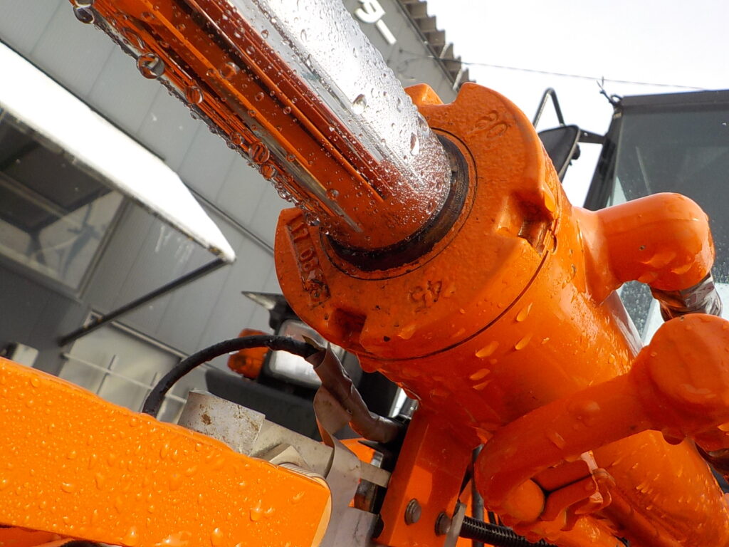 平成30年　日立　ホイールローダー　ZW80-5B　★スノウプラウ★ノーマルバケット★ワンタッチ式★車検令和9年11月★