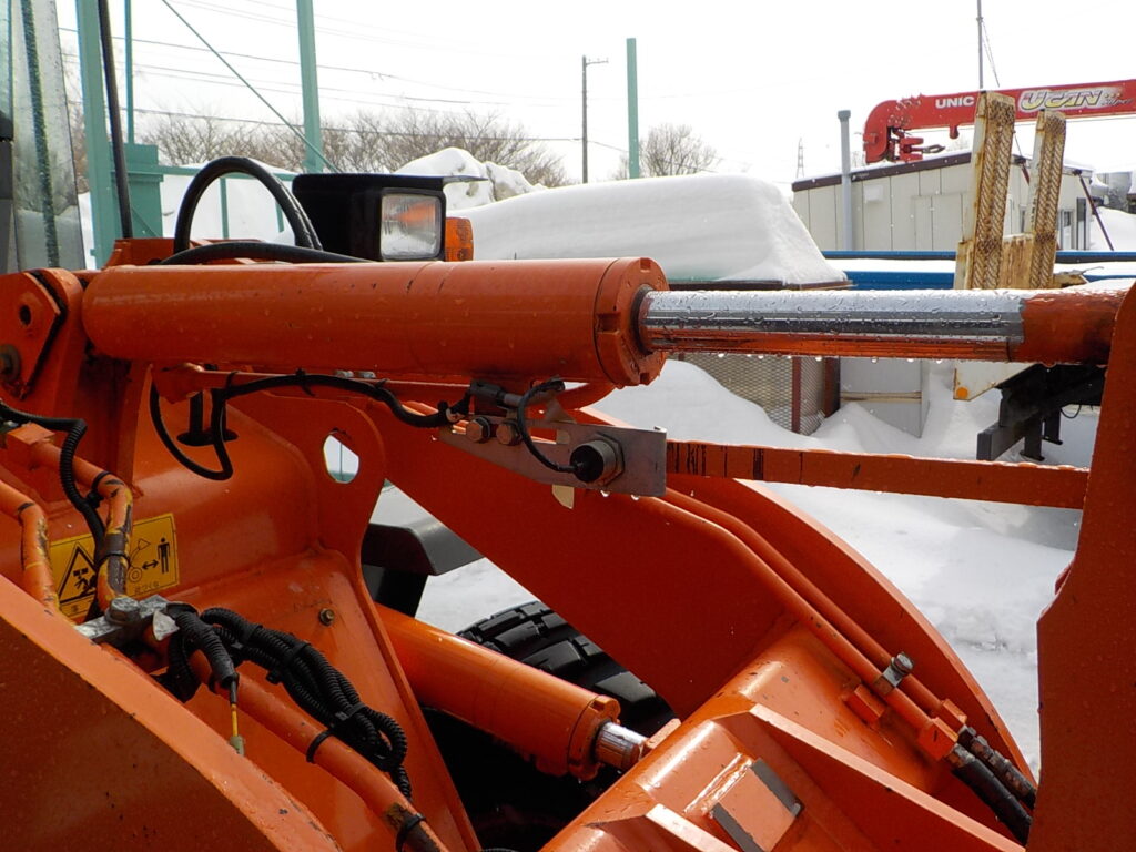 平成30年　日立　ホイールローダー　ZW80-5B　★スノウプラウ★ノーマルバケット★ワンタッチ式★車検令和9年11月★