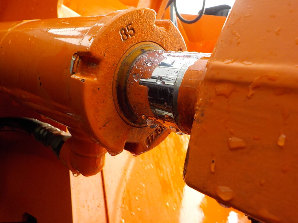 平成30年　日立　ホイールローダー　ZW80-5B　★スノウプラウ★ノーマルバケット★ワンタッチ式★車検令和9年11月★