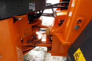 サムネイル: 平成30年　日立　ホイールローダー　ZW80-5B　★スノウプラウ★ノーマルバケット★ワンタッチ式★車検令和9年11月★