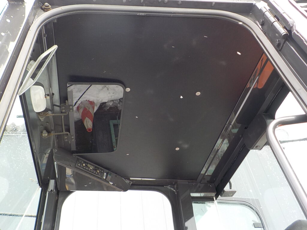 平成30年　日立　ホイールローダー　ZW80-5B　★スノウプラウ★ノーマルバケット★ワンタッチ式★車検令和9年11月★