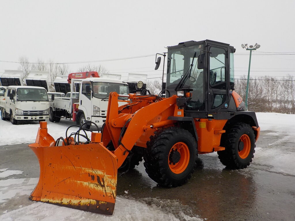 平成30年　日立　ホイールローダー　ZW80-5B　★スノウプラウ★ノーマルバケット★ワンタッチ式★車検令和9年11月★