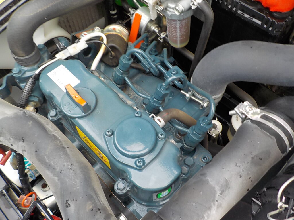 令和１年式　クボタ　U-10-5　★0.022㎥★配管付★ブレーカー付★可変キャタ★使用時間約55HR