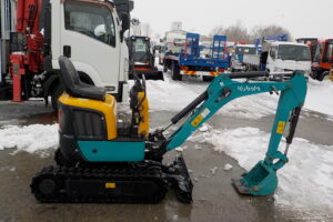 サムネイル: 令和１年式　クボタ　U-10-5　★0.022㎥★配管付★ブレーカー付★可変キャタ★使用時間約55HR