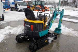 サムネイル: 令和１年式　クボタ　U-10-5　★0.022㎥★配管付★ブレーカー付★可変キャタ★使用時間約55HR