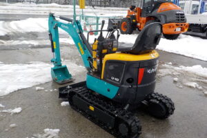 サムネイル: 令和１年式　クボタ　U-10-5　★0.022㎥★配管付★ブレーカー付★可変キャタ★使用時間約55HR