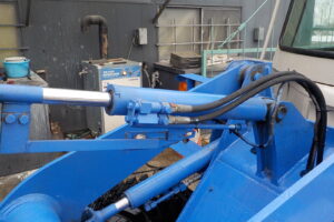 サムネイル: 平成１２年　日立　ホイールローダー　LX20-3　★スパイクタイヤ★３８００時間★