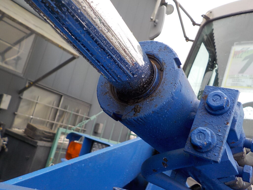 平成１２年　日立　ホイールローダー　LX20-3　★スパイクタイヤ★３８００時間★