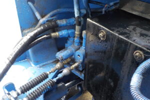 サムネイル: 平成１２年　日立　ホイールローダー　LX20-3　★スパイクタイヤ★３８００時間★