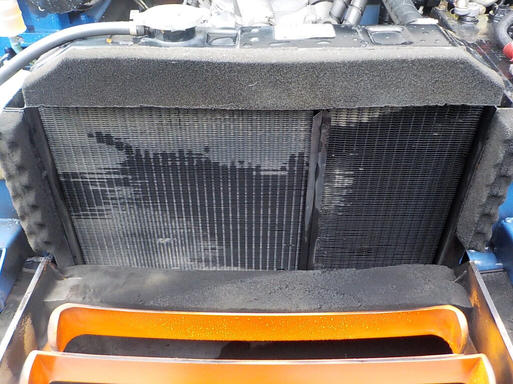 平成１２年　日立　ホイールローダー　LX20-3　★スパイクタイヤ★３８００時間★