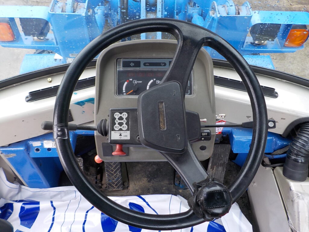 平成１２年　日立　ホイールローダー　LX20-3　★スパイクタイヤ★３８００時間★