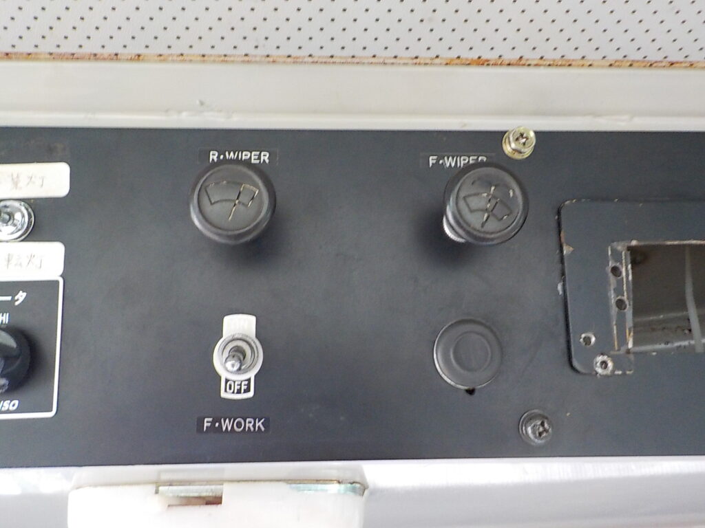 平成１２年　日立　ホイールローダー　LX20-3　★スパイクタイヤ★３８００時間★