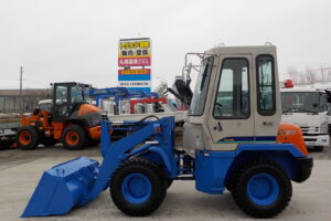 サムネイル: 平成１２年　日立　ホイールローダー　LX20-3　★スパイクタイヤ★３８００時間★