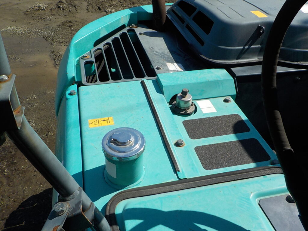 平成29年　コベルコ　バックホー　SK125SR-3　★0.45㎥★配管付★クレーン仕様★エアコン★