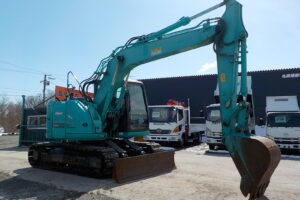 サムネイル: 平成29年　コベルコ　バックホー　SK125SR-3　★0.45㎥★配管付★クレーン仕様★エアコン★
