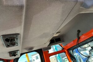 サムネイル: 【★北見店★】クボタホイールローダー　R420D　ミニショベル　小型特殊　バケット容量0.4㎥札幌・江別・旭川・北見・釧路どこでも全国対応可能です！【お問い合わせは北見店へ～TEL0157-57-7166～】