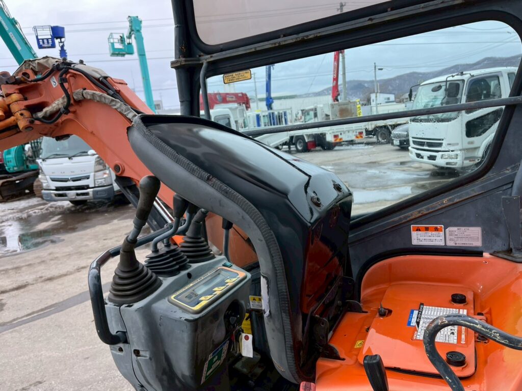 【★北見店★】日立　バックホー　ZX15UR　ユンボ　パワーショベル　油圧ショベル　バケット容量0.036㎥札幌・江別・旭川・北見・釧路どこでも全国対応可能です！【お問い合わせは北見店へ～TEL0157-57-7166～】