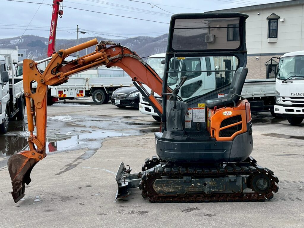 【★北見店★】日立　バックホー　ZX15UR　ユンボ　パワーショベル　油圧ショベル　バケット容量0.036㎥札幌・江別・旭川・北見・釧路どこでも全国対応可能です！【お問い合わせは北見店へ～TEL0157-57-7166～】